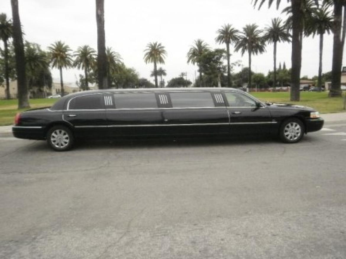 Limousine for Sale in Los Angeles, CA - Photo 2