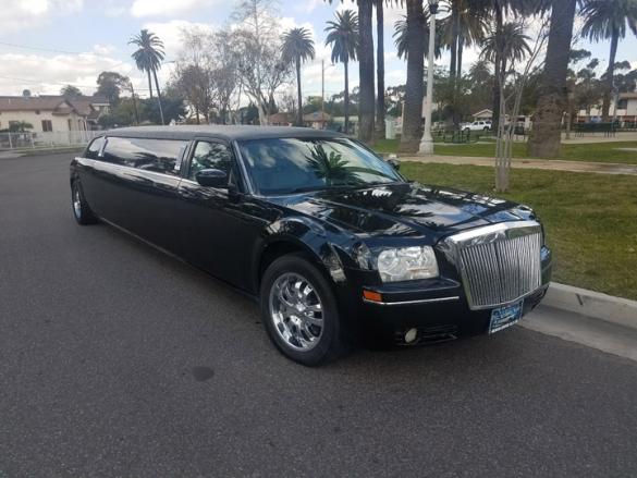 2006 Chrysler 300 Limousine for Sale in Los Angeles, CA - Main Photo