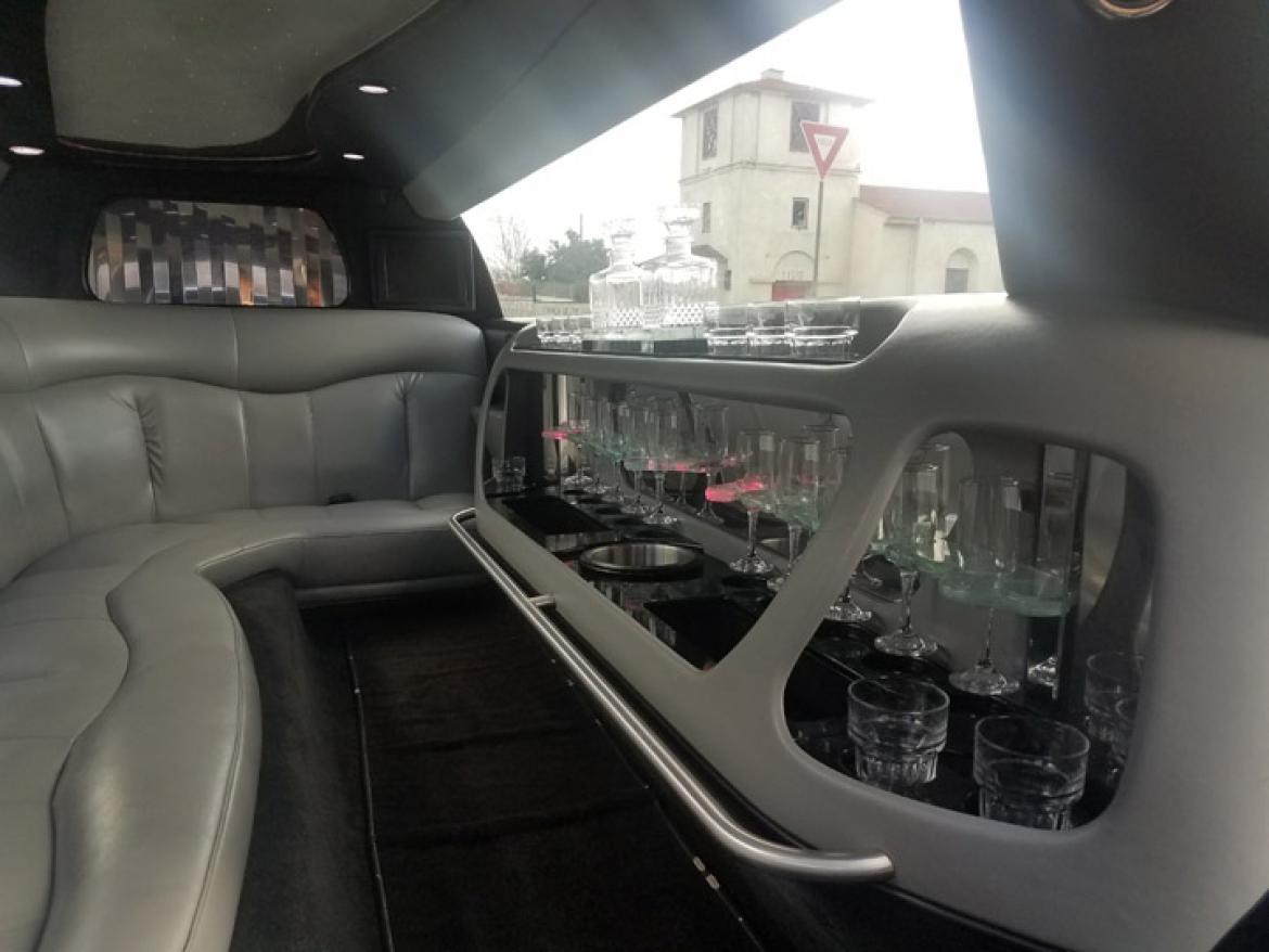 Limousine for Sale in Los Angeles, CA - Photo 10