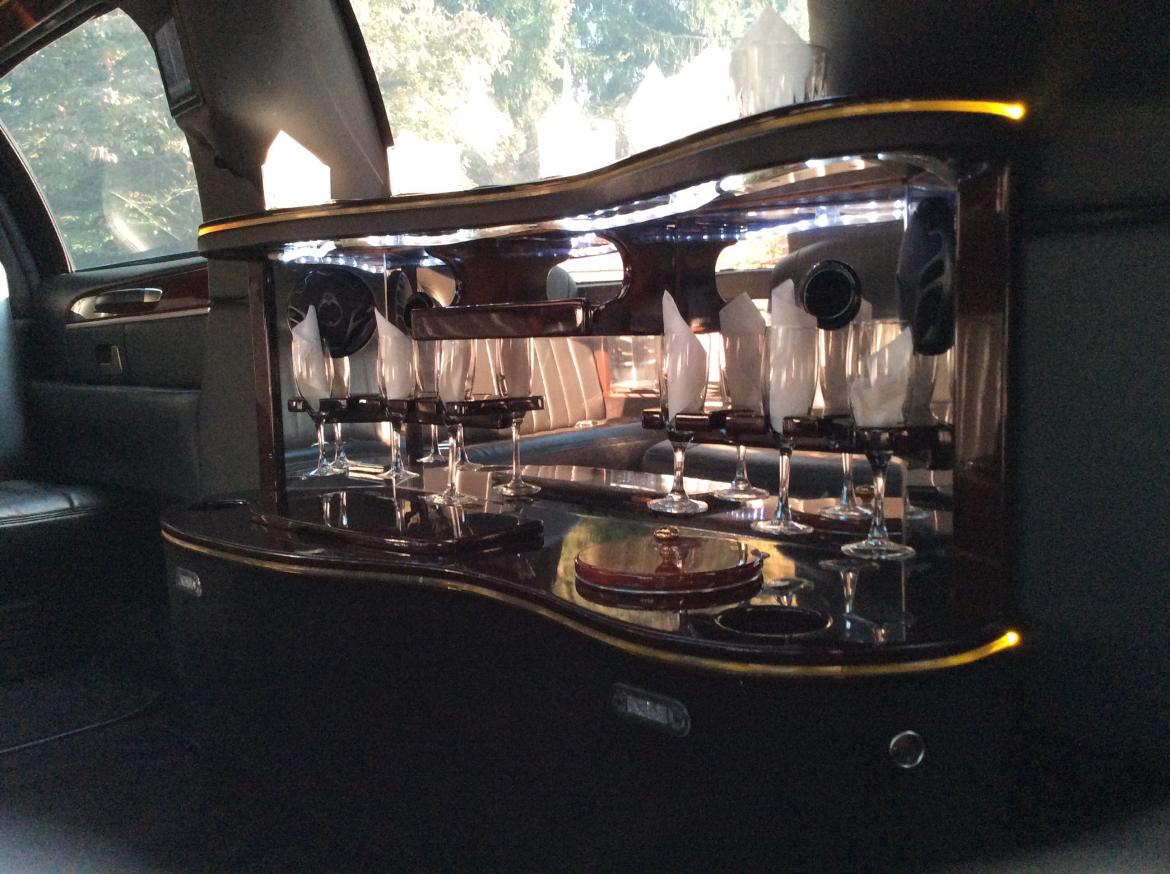 Limousine for Sale in Burlington , AL - Photo 10