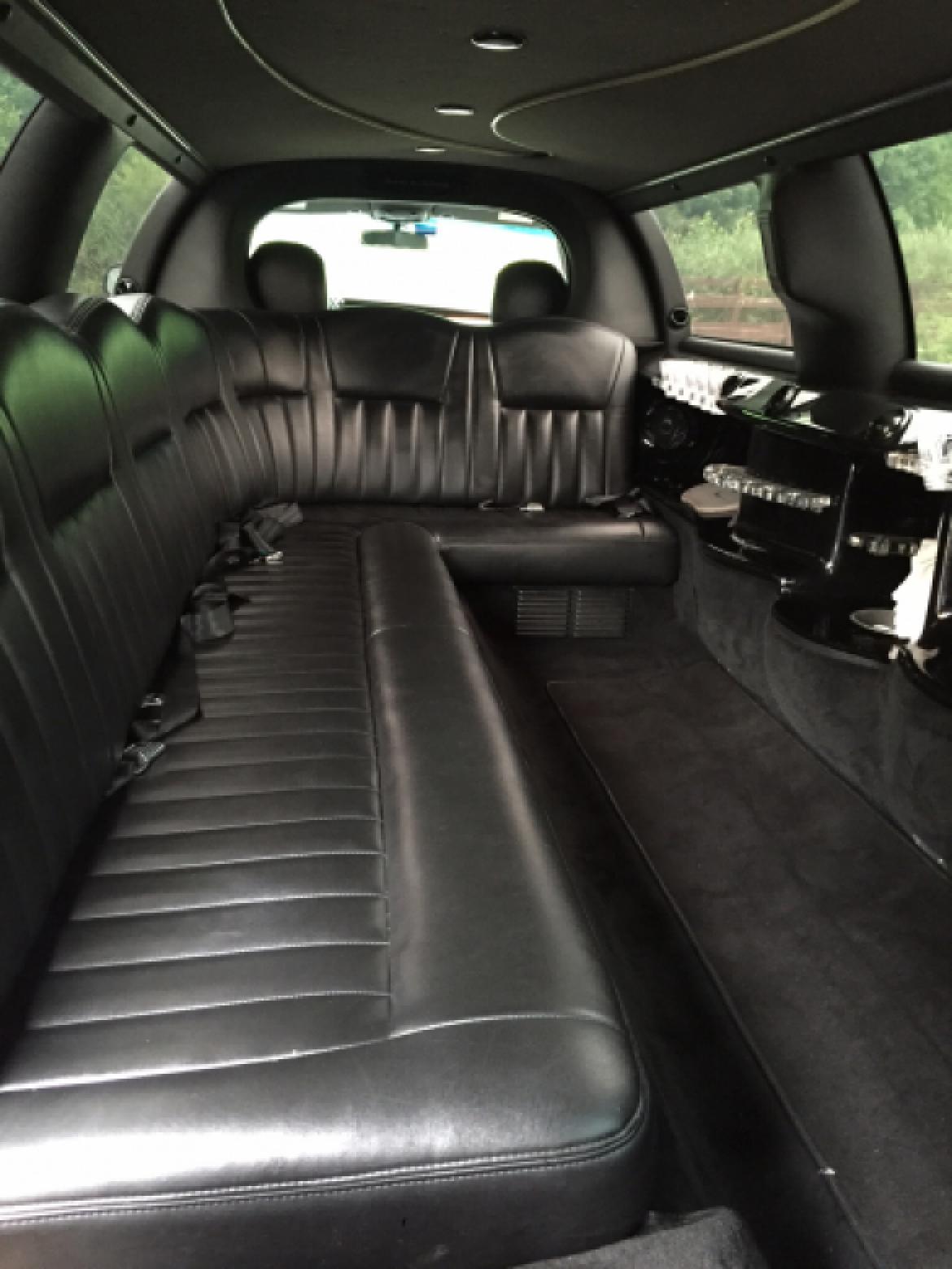 Limousine for Sale in Holmdel, NJ - Photo 3
