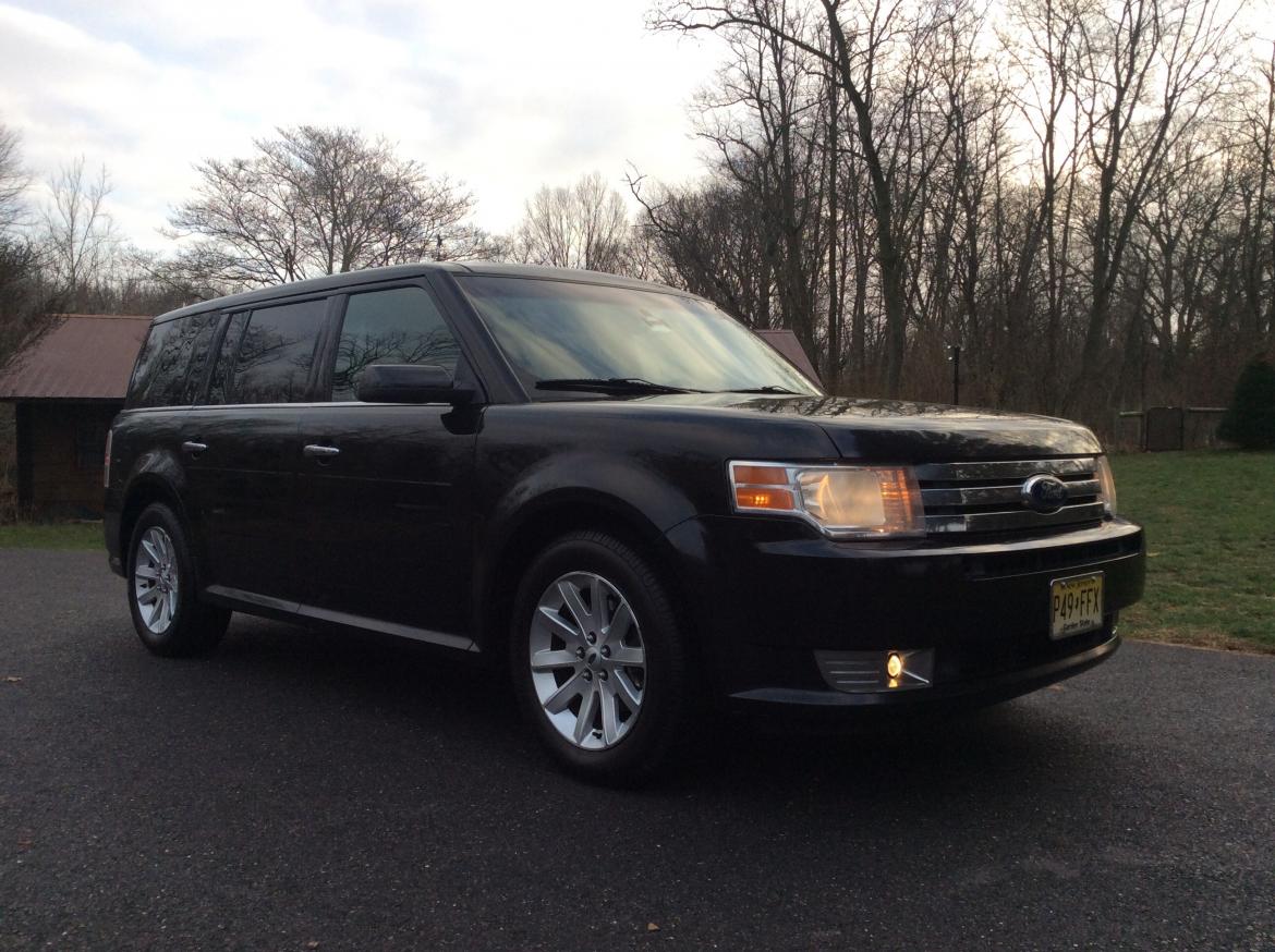 SUV for Sale in Springfiels, NJ - Main Photo