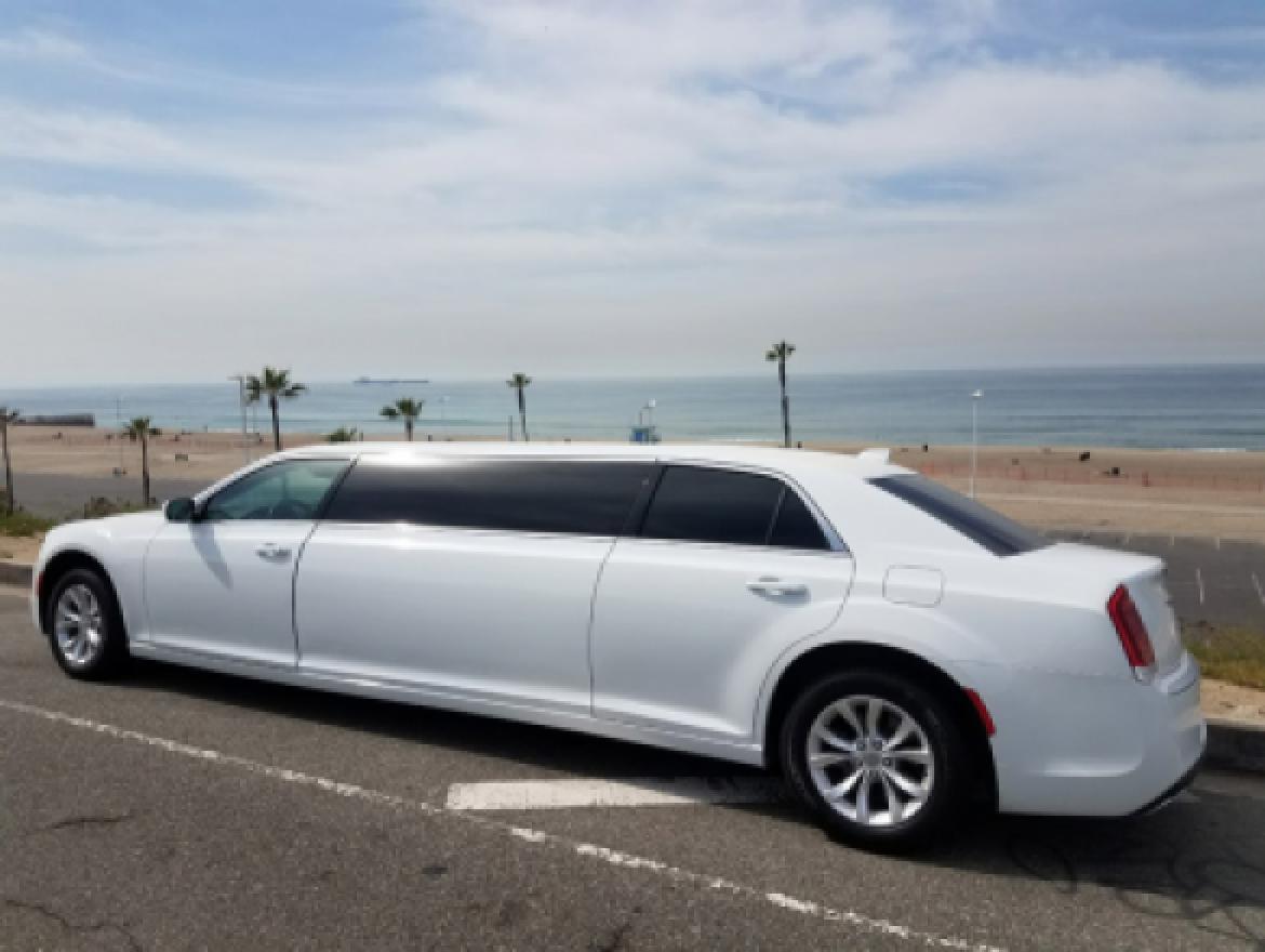 Limousine for Sale in Los Angeles, CA - Photo 10