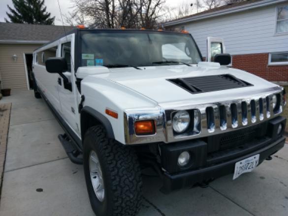 2005 Hummer H2 Limousine for Sale in Rolling Meadows, IL - Main Photo