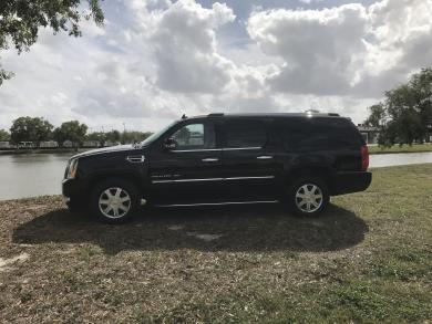 2013 Cadillac Escalade ESV CEO SUV Mobile Office for Sale in WELLINGTON, FL