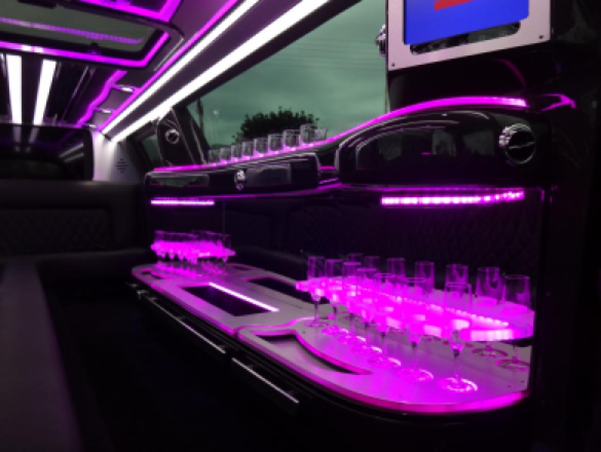 Limousine for Sale in Irvine, CA - Photo 20