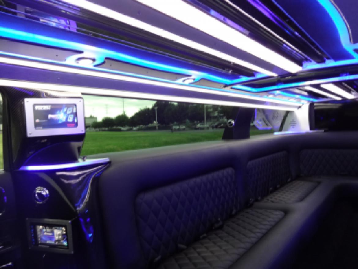 Limousine for Sale in Irvine, CA - Photo 21