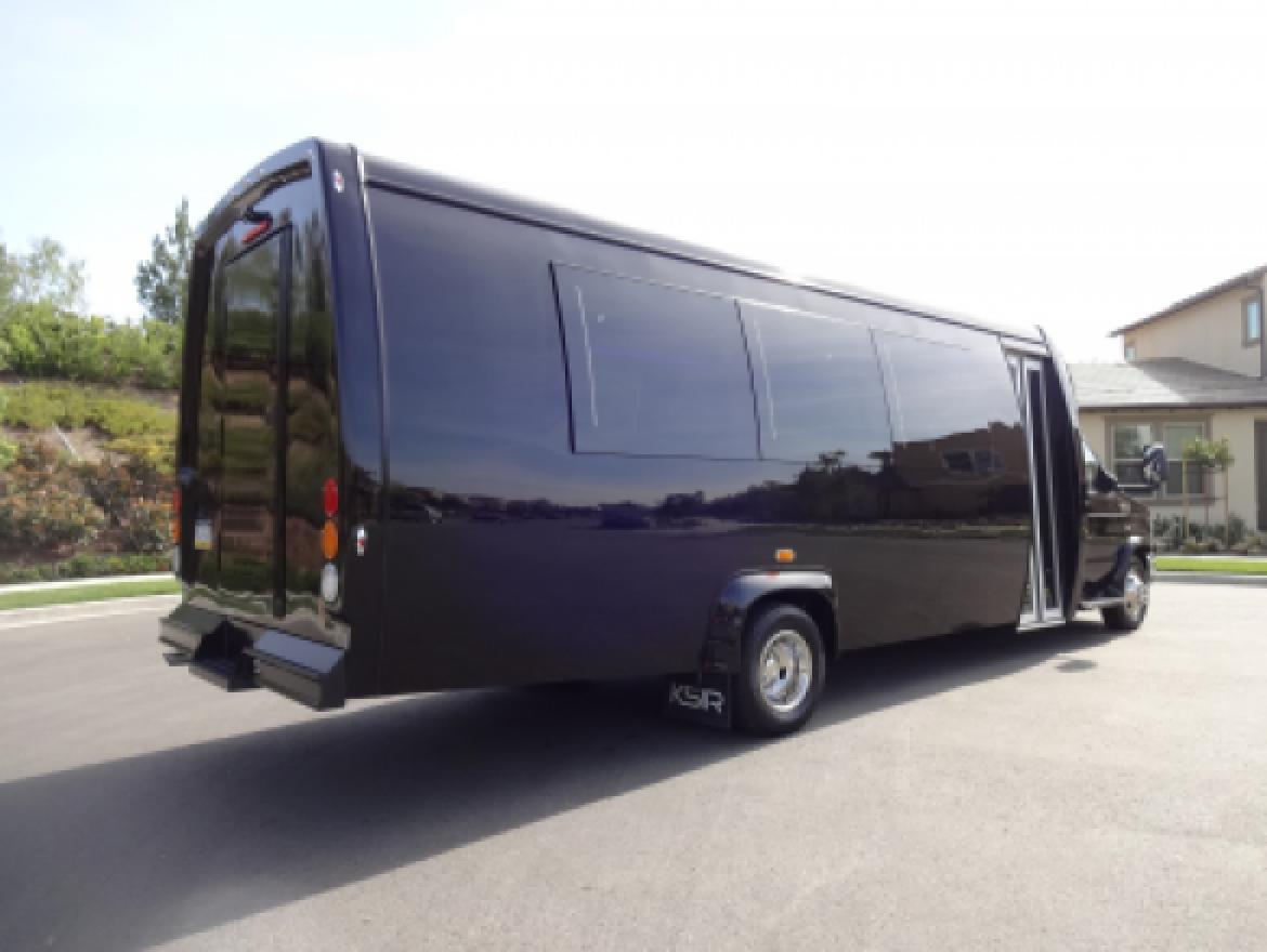Limo Bus for Sale in Irvine, CA - Photo 6