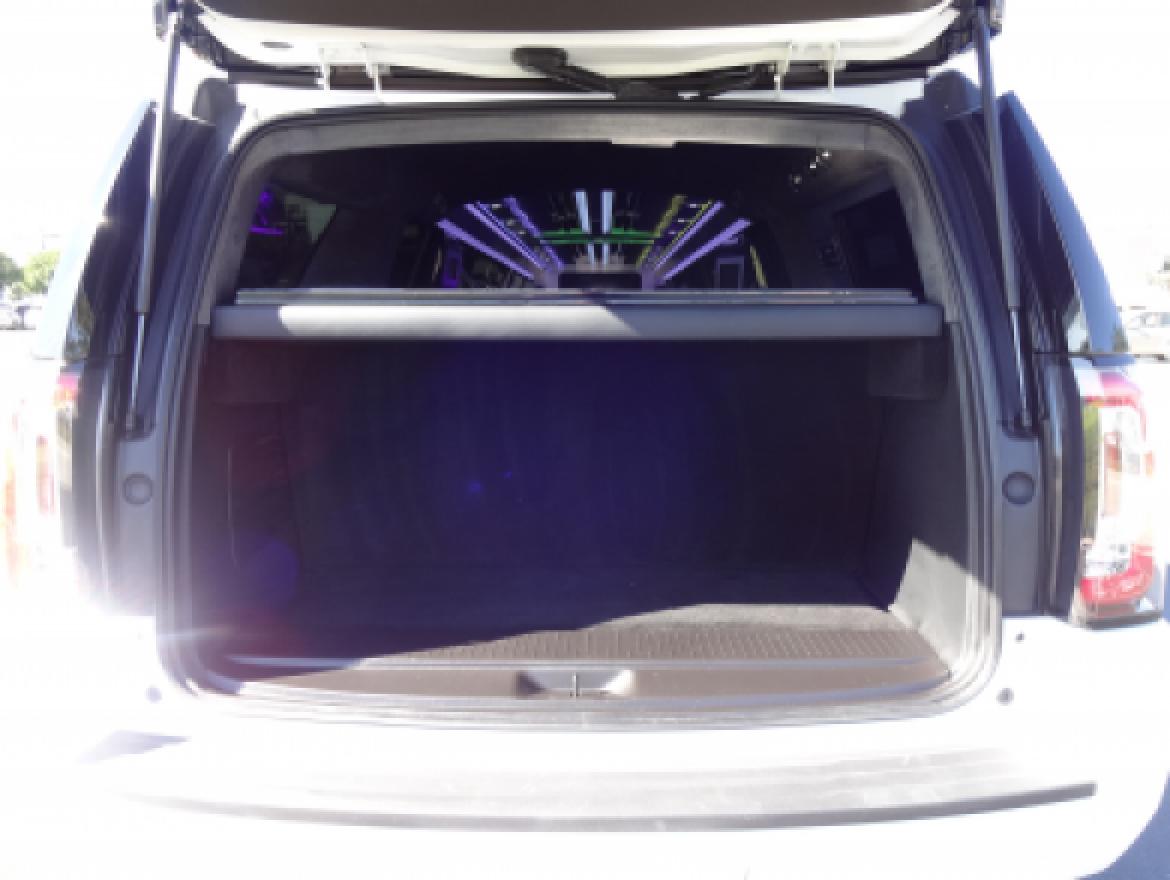 SUV Stretch for Sale in Irvine, CA - Photo 32