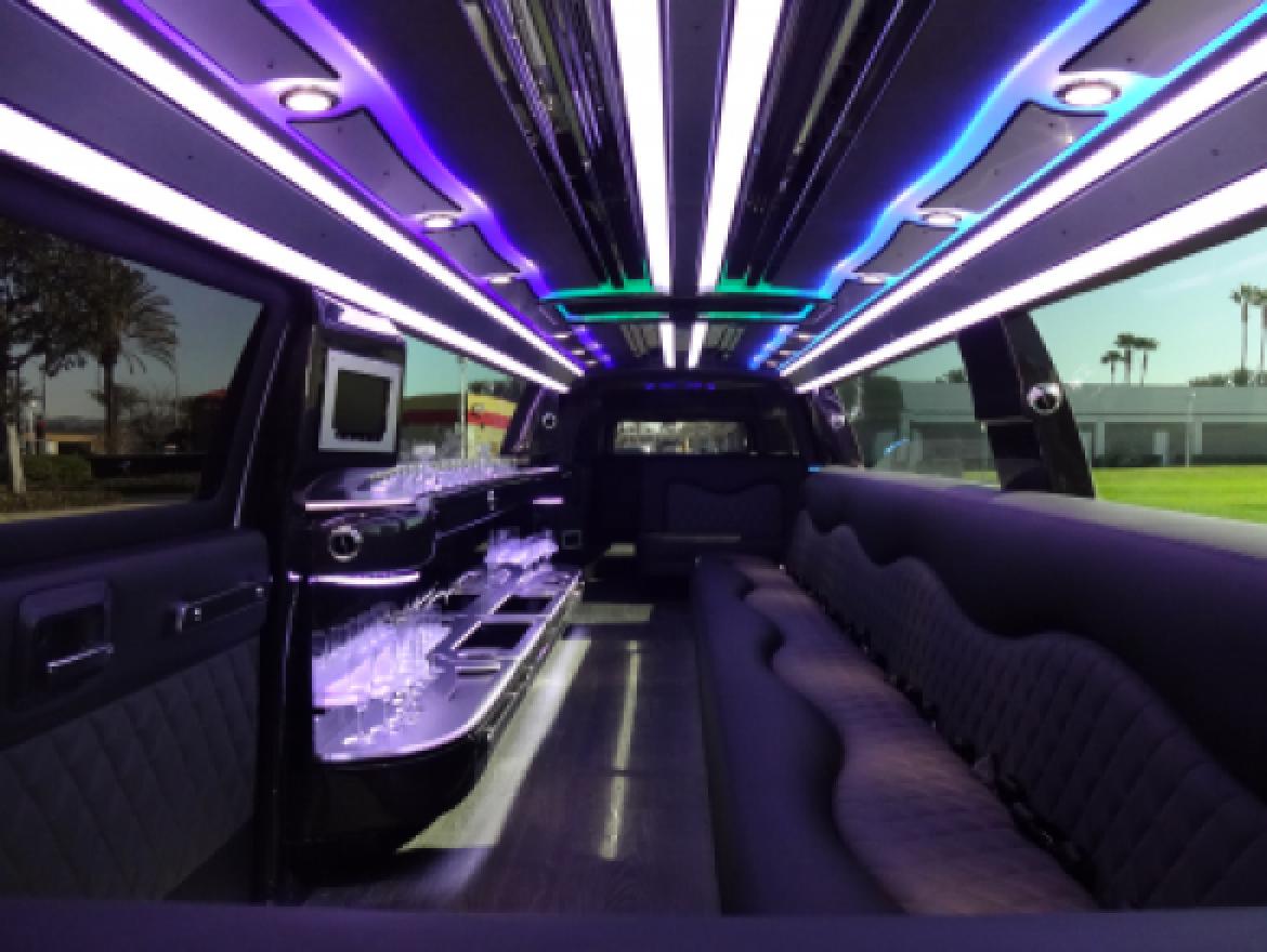 SUV Stretch for Sale in Irvine, CA - Photo 39