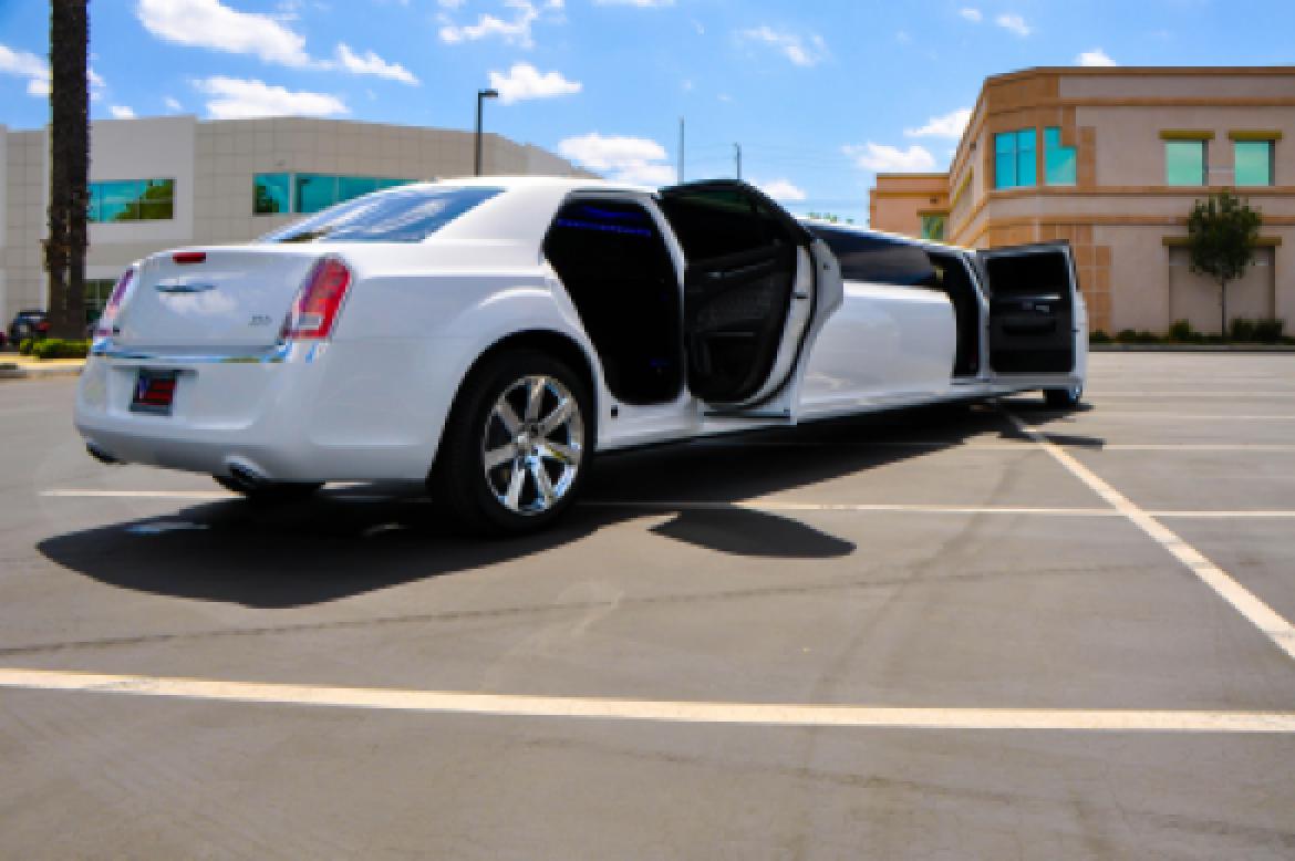Limousine for Sale in Irvine, CA - Photo 3