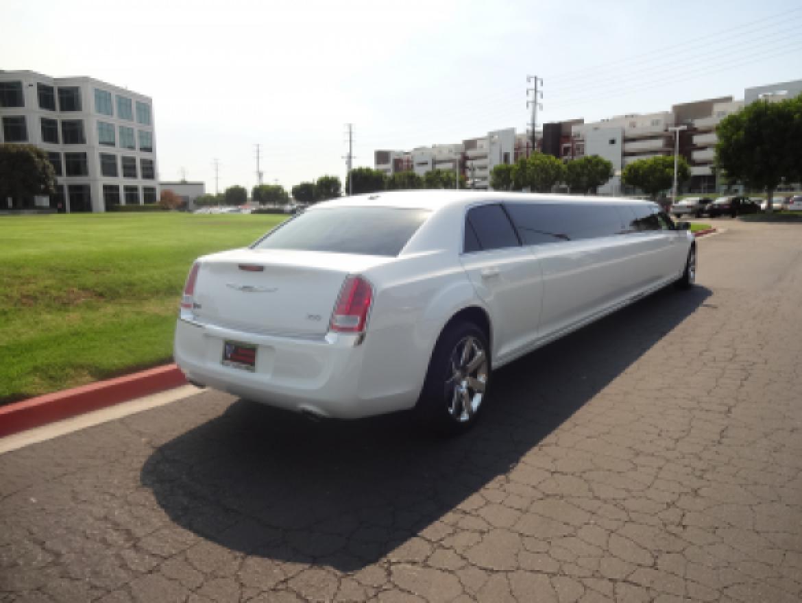 Limousine for Sale in Irvine, CA - Photo 14