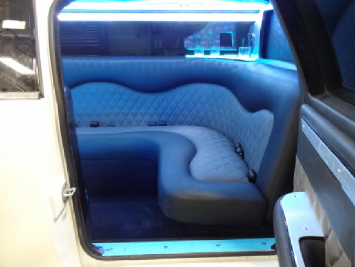 Limousine for Sale in Irvine, CA - Photo 19