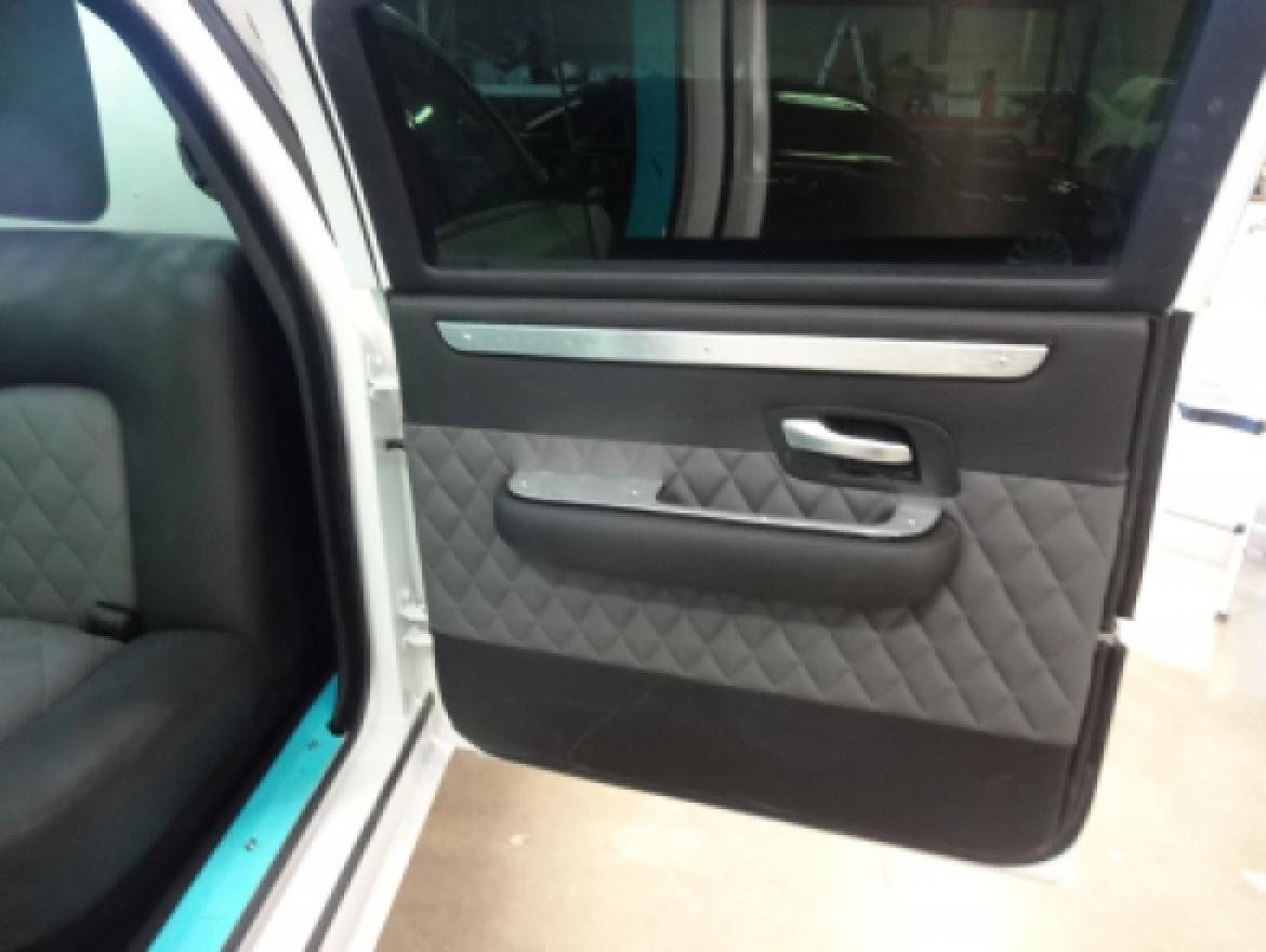 Limousine for Sale in Irvine, CA - Photo 21