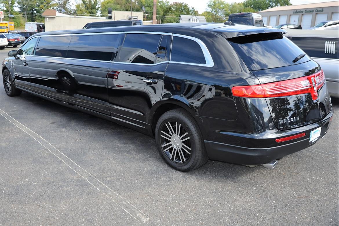 Limousine for Sale in Oaklyn, NJ - Photo 3
