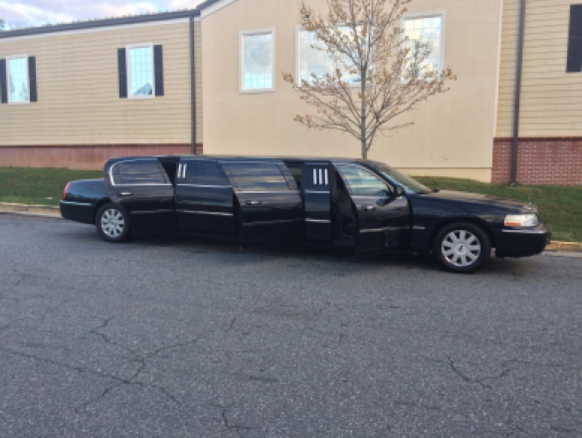 Limousine for Sale in Richmond, VA - Photo 9