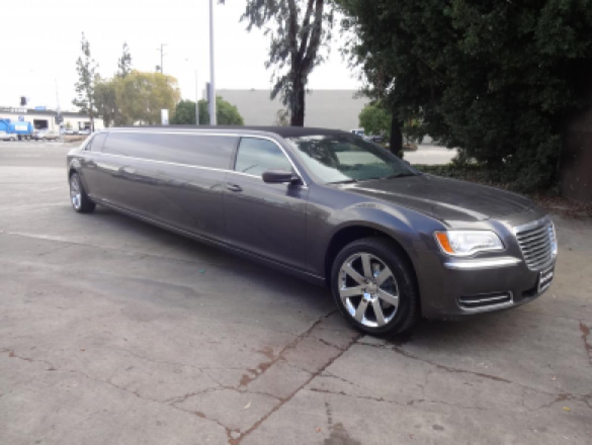 Limousine for Sale in Irvine, CA - Photo 2