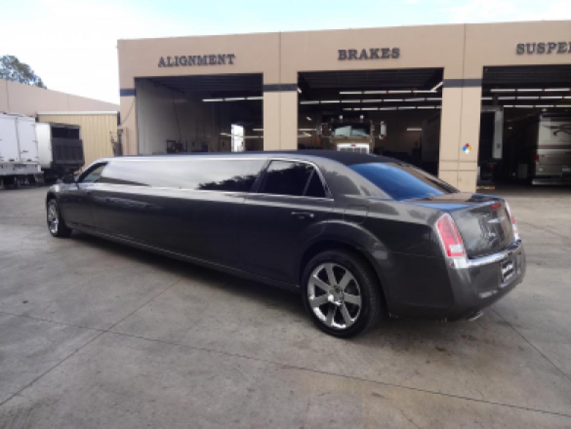 Limousine for Sale in Irvine, CA - Photo 5