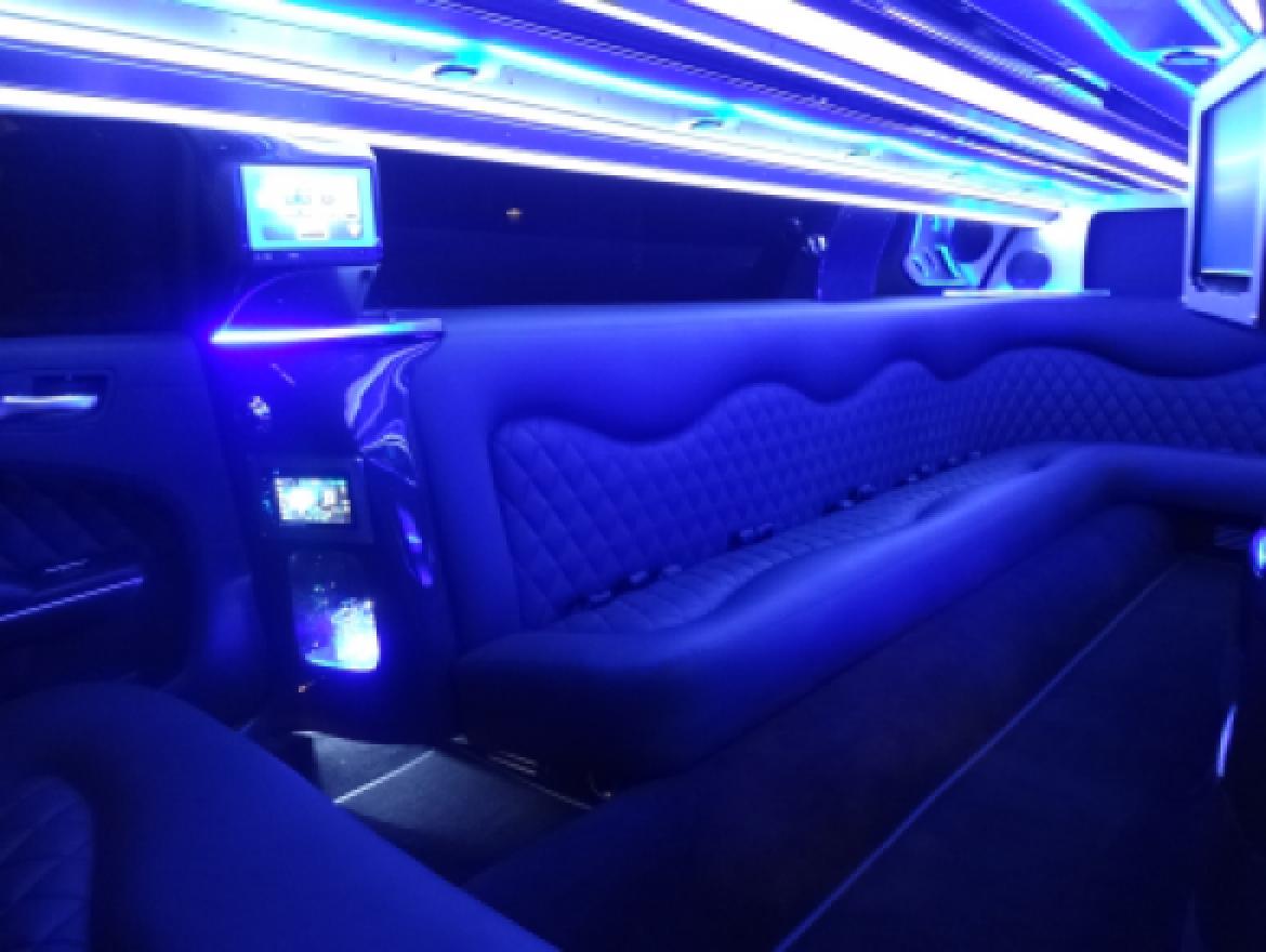 Limousine for Sale in Irvine, CA - Photo 9