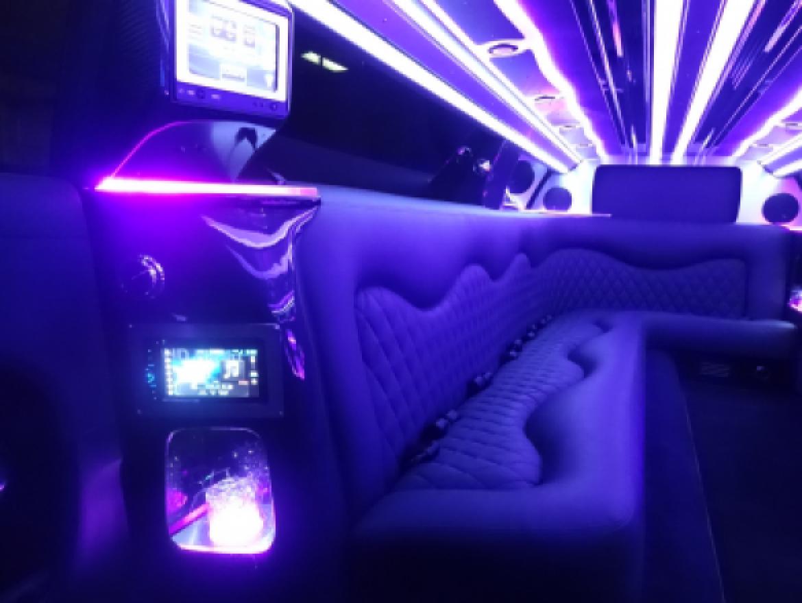 Limousine for Sale in Irvine, CA - Photo 14