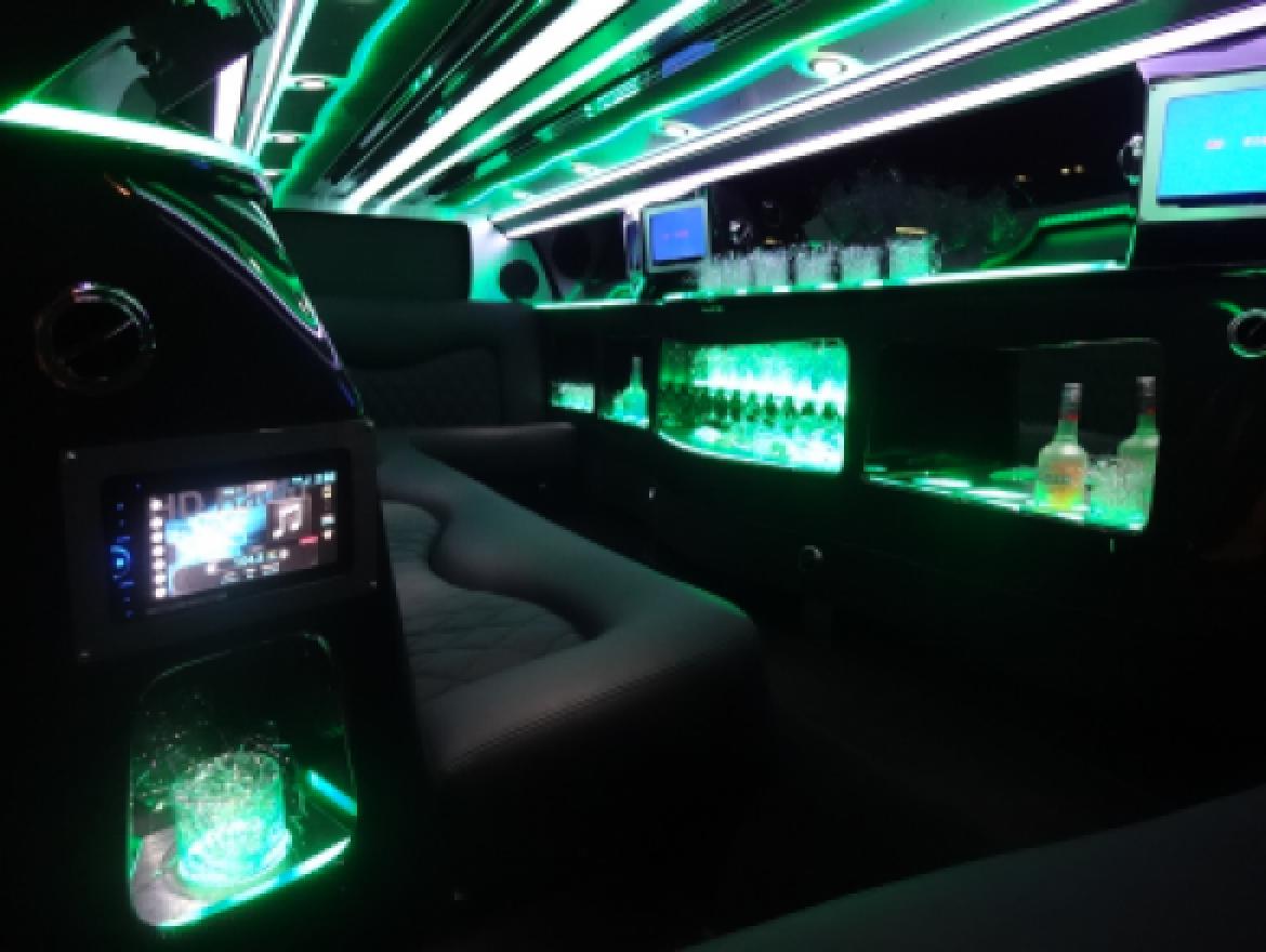 Limousine for Sale in Irvine, CA - Photo 16