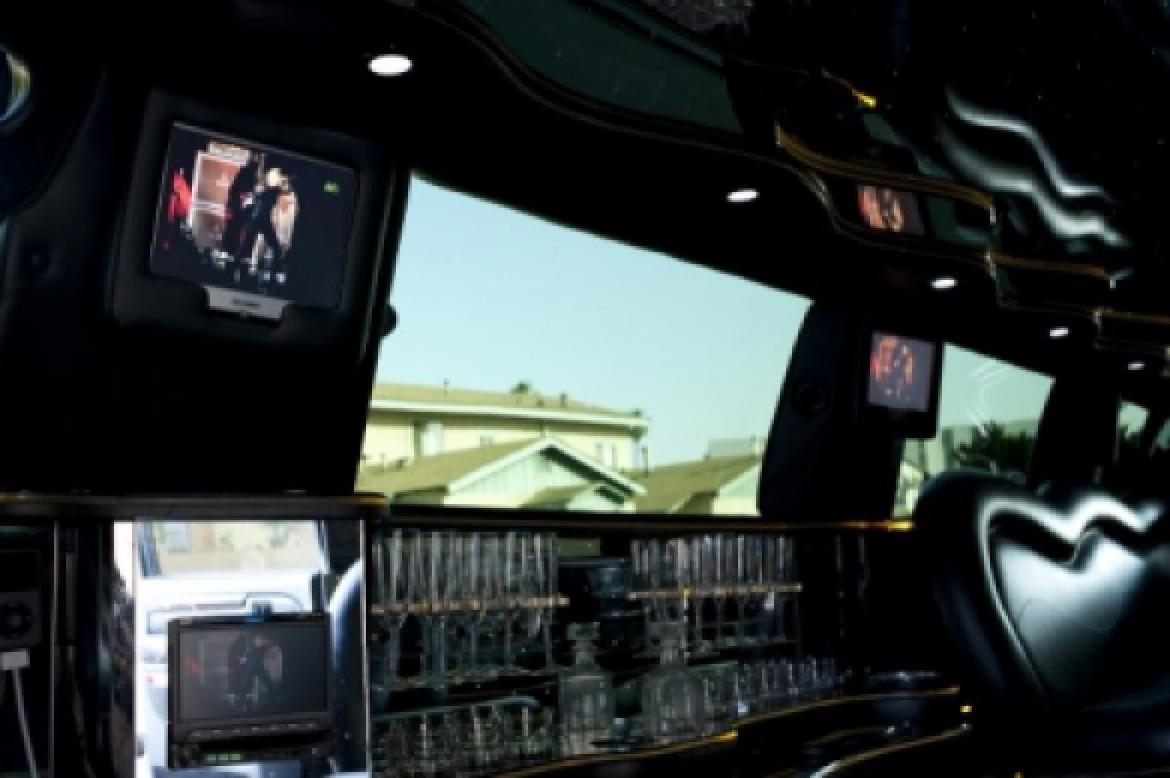 SUV Stretch for Sale in San Diego, CA - Photo 5