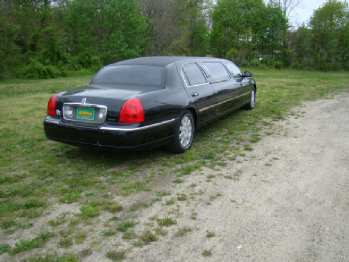 Limousine for Sale in Egg Harbor City, NJ - Photo 5