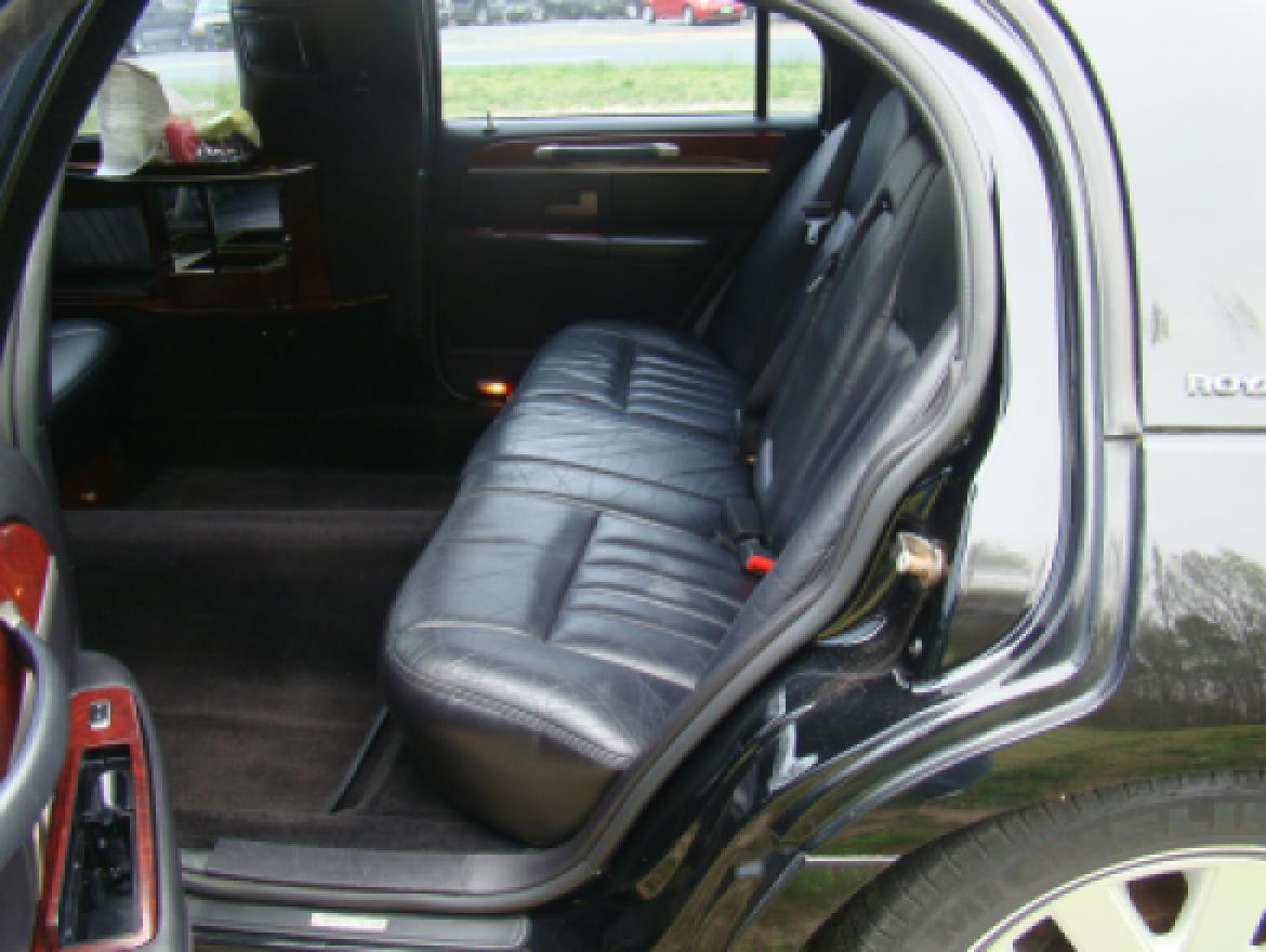 Limousine for Sale in Egg Harbor City, NJ - Photo 14
