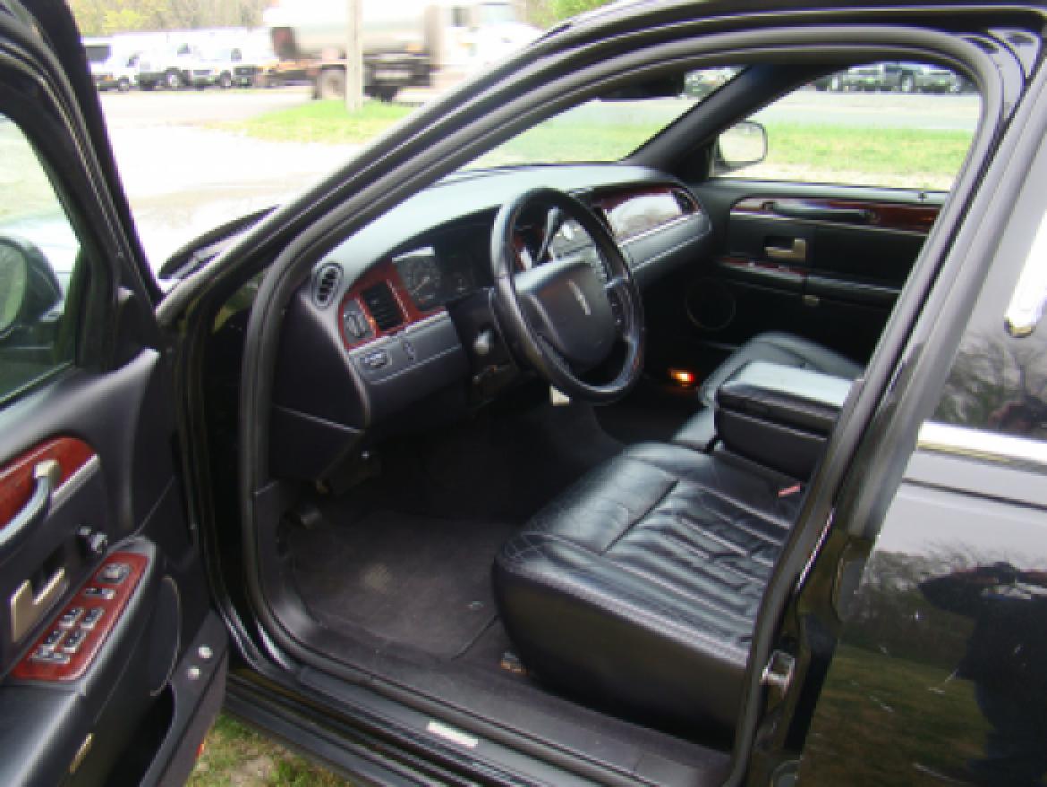 Limousine for Sale in Egg Harbor City, NJ - Photo 16