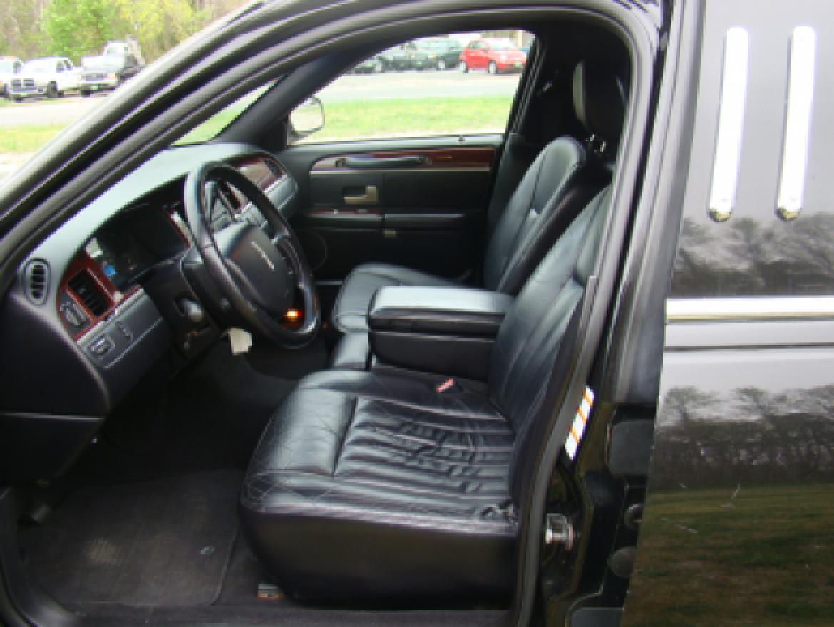 Limousine for Sale in Egg Harbor City, NJ - Photo 17