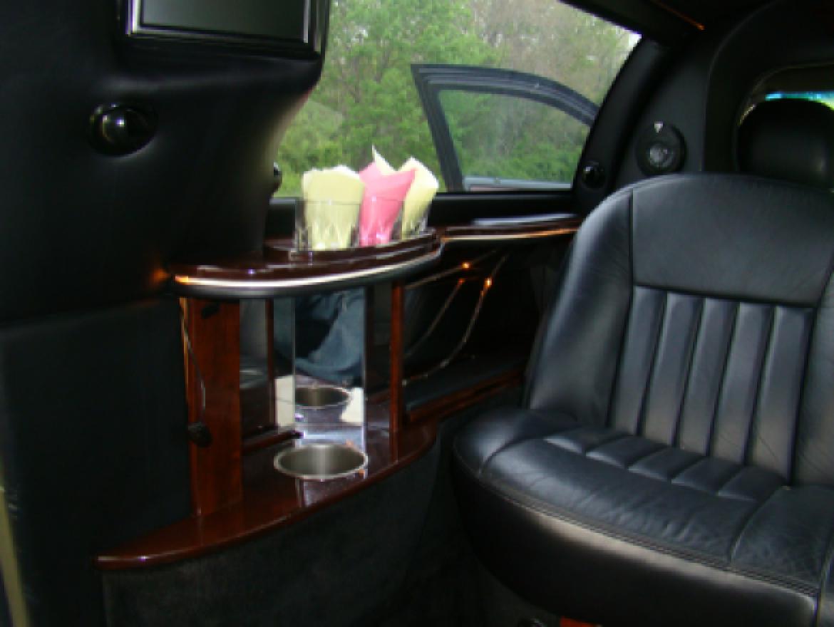 Limousine for Sale in Egg Harbor City, NJ - Photo 22