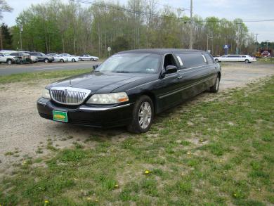 2006 Lincoln Town Car Executive Limo Limousine for Sale in Egg Harbor City, NJ