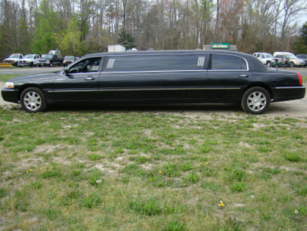 Limousine for Sale in Egg Harbor City, NJ - Photo 8