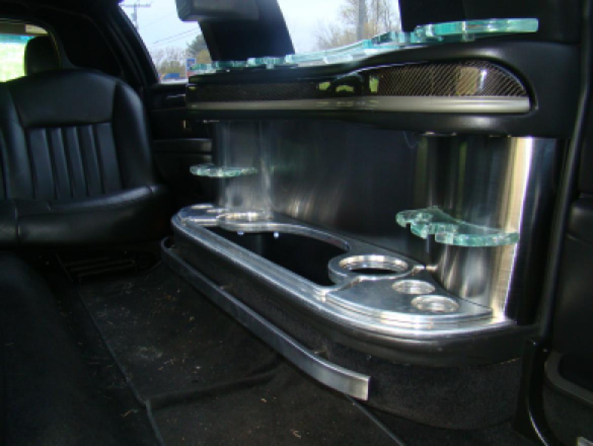 Limousine for Sale in Egg Harbor City, NJ - Photo 11