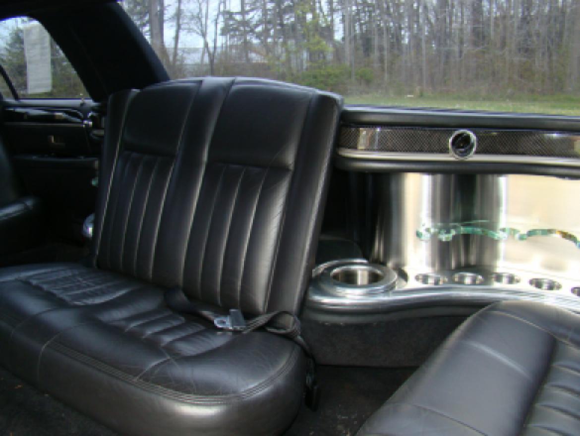 Limousine for Sale in Egg Harbor City, NJ - Photo 16