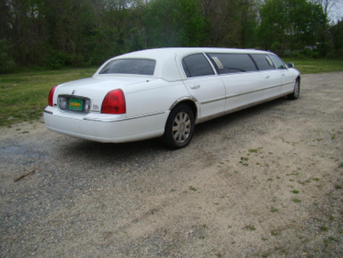 Limousine for Sale in Egg Harbor City, NJ - Photo 5