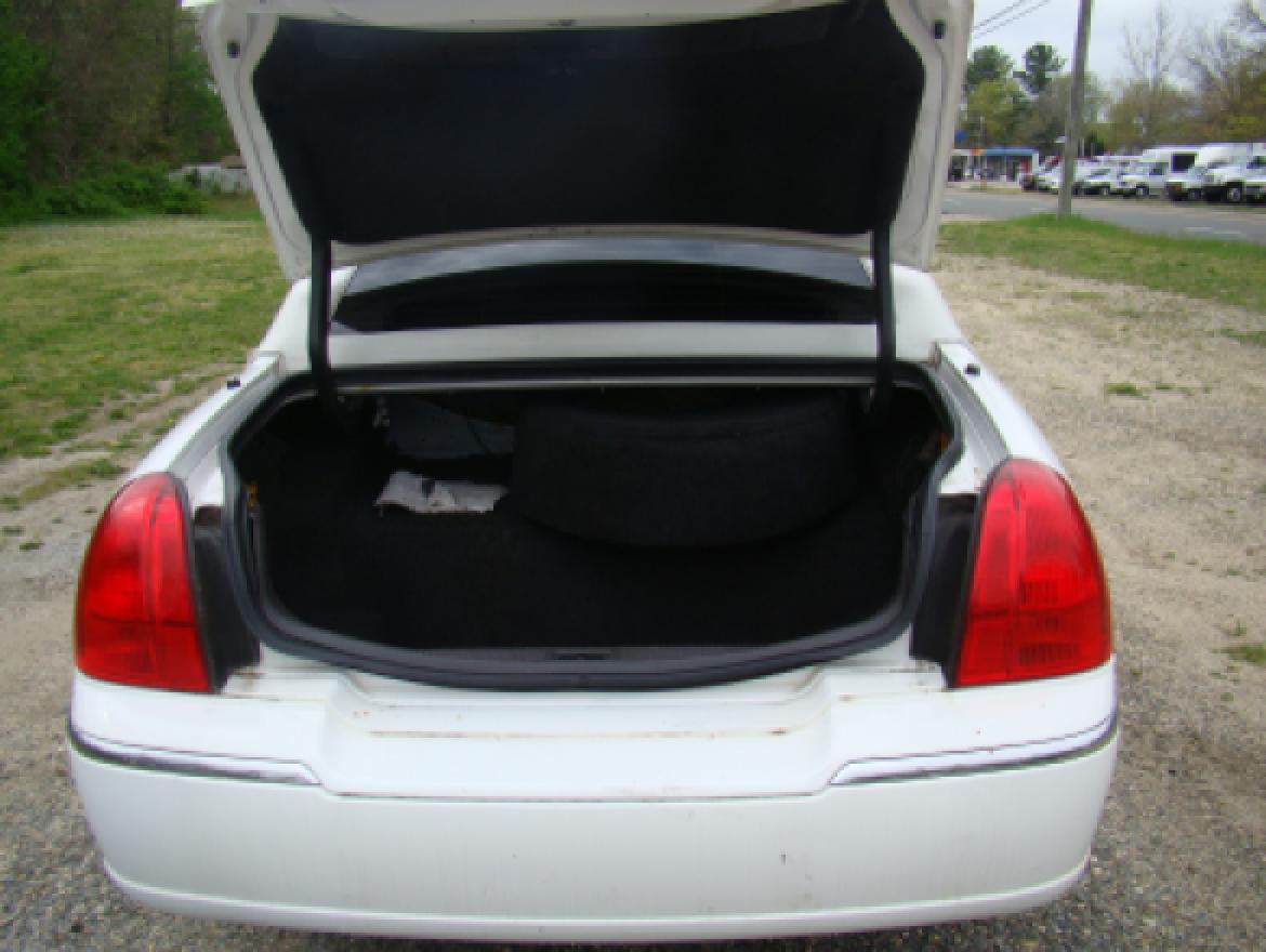 Limousine for Sale in Egg Harbor City, NJ - Photo 13