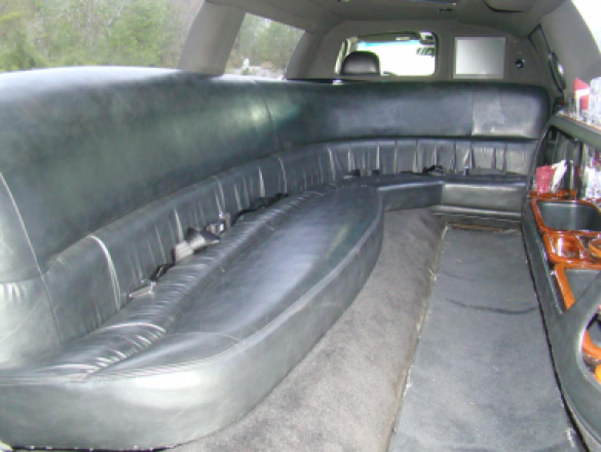 Limousine for Sale in Egg Harbor City, NJ - Photo 17