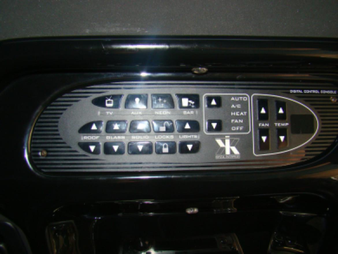 Limousine for Sale in Egg Harbor City, NJ - Photo 19