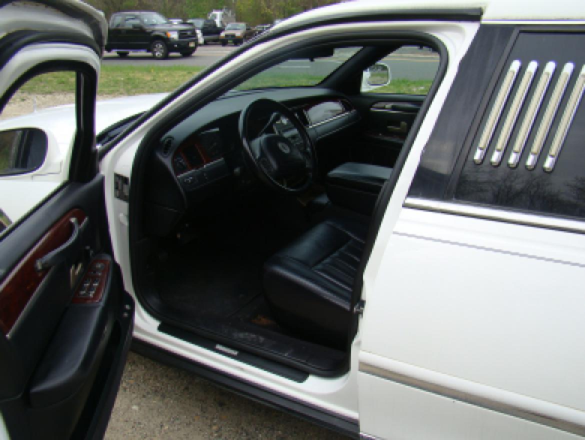 Limousine for Sale in Egg Harbor City, NJ - Photo 23