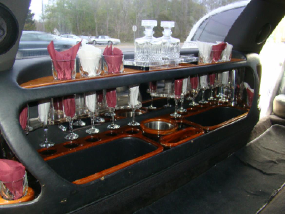 Limousine for Sale in Egg Harbor City, NJ - Photo 26
