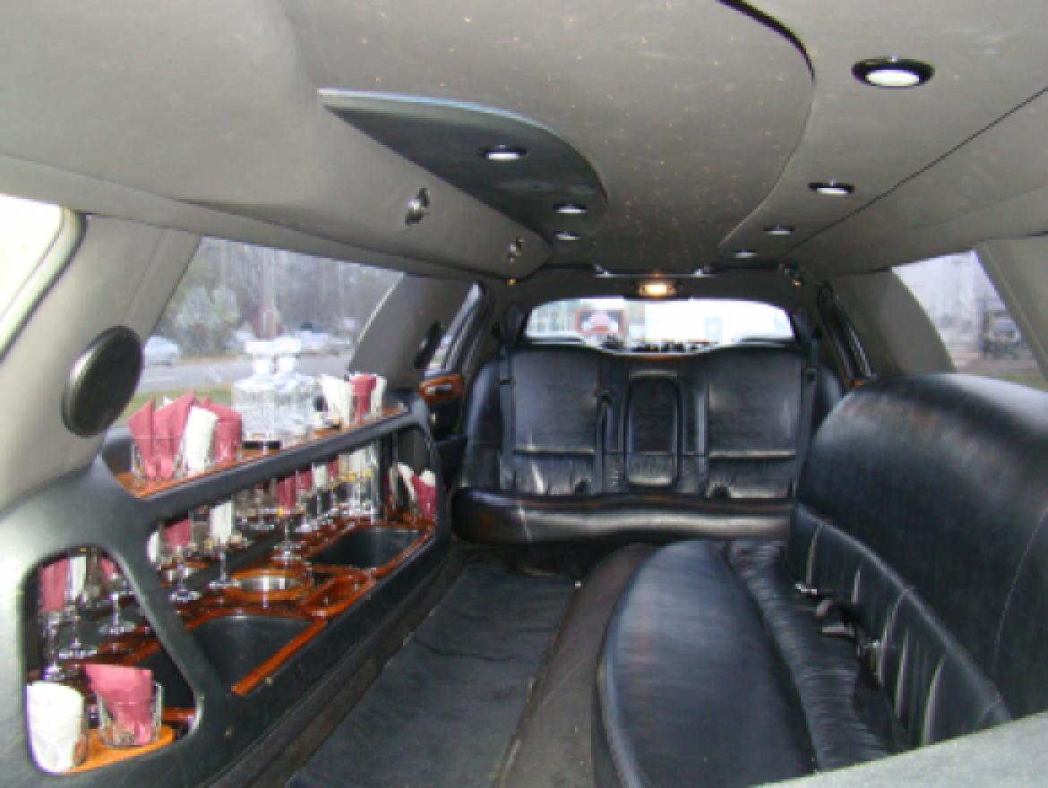 Limousine for Sale in Egg Harbor City, NJ - Photo 28