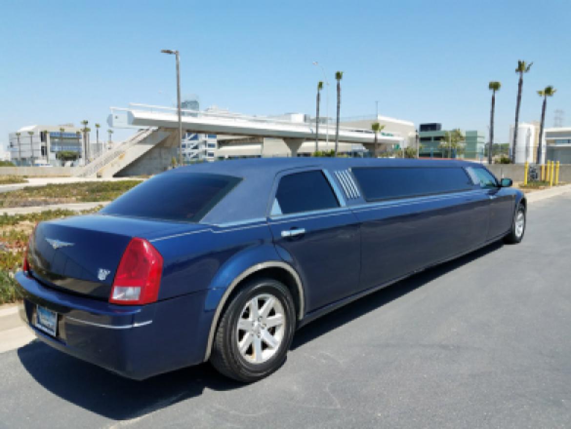 Limousine for Sale in Los Angeles, CA - Photo 4