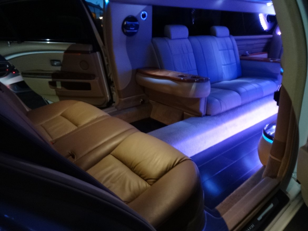Limousine for Sale in Irvine, CA - Photo 18