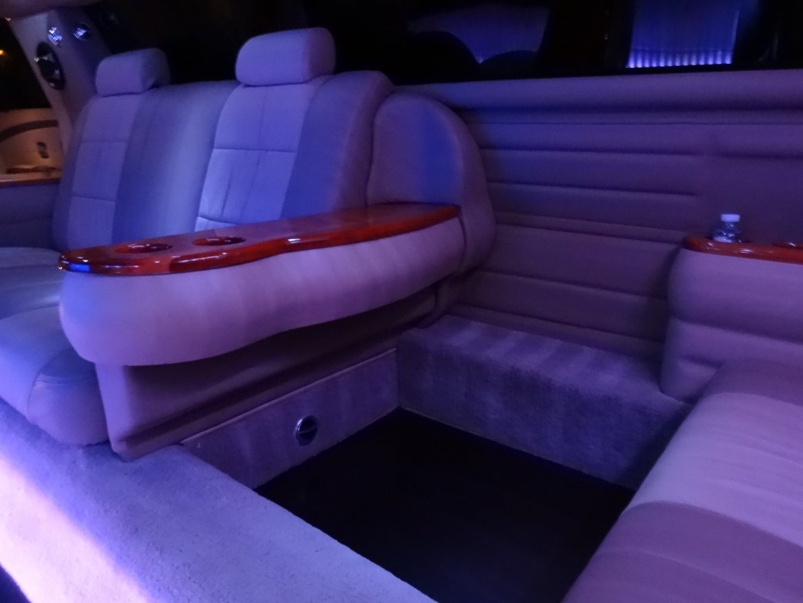 Limousine for Sale in Irvine, CA - Photo 23