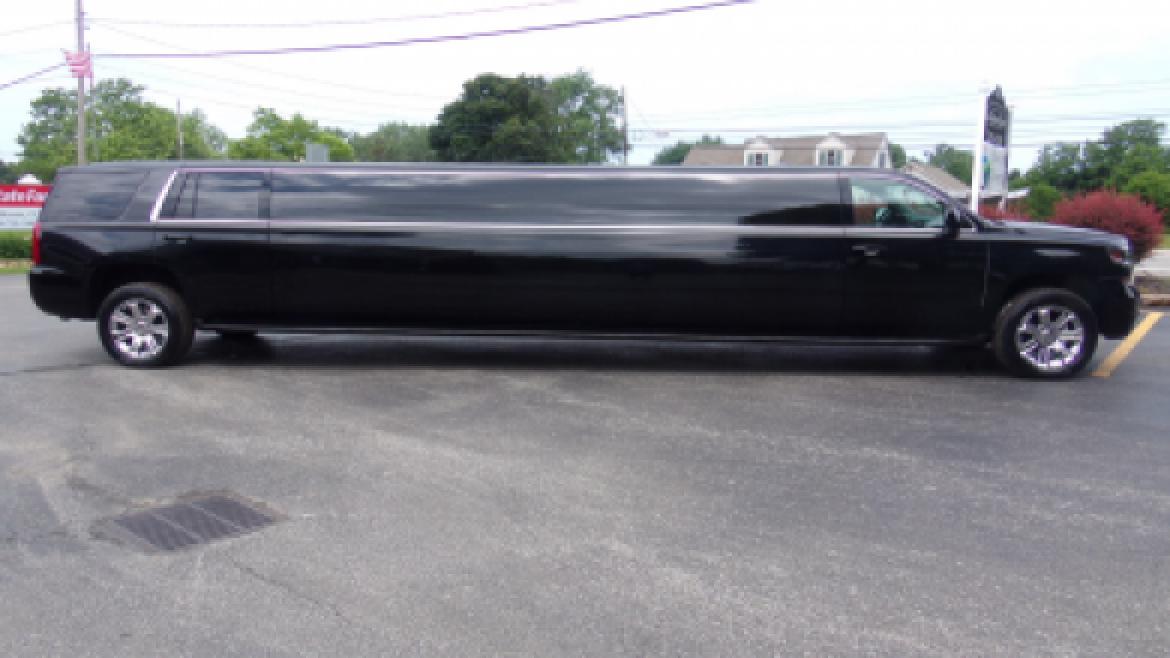 SUV Stretch for Sale in North East, PA - Photo 3