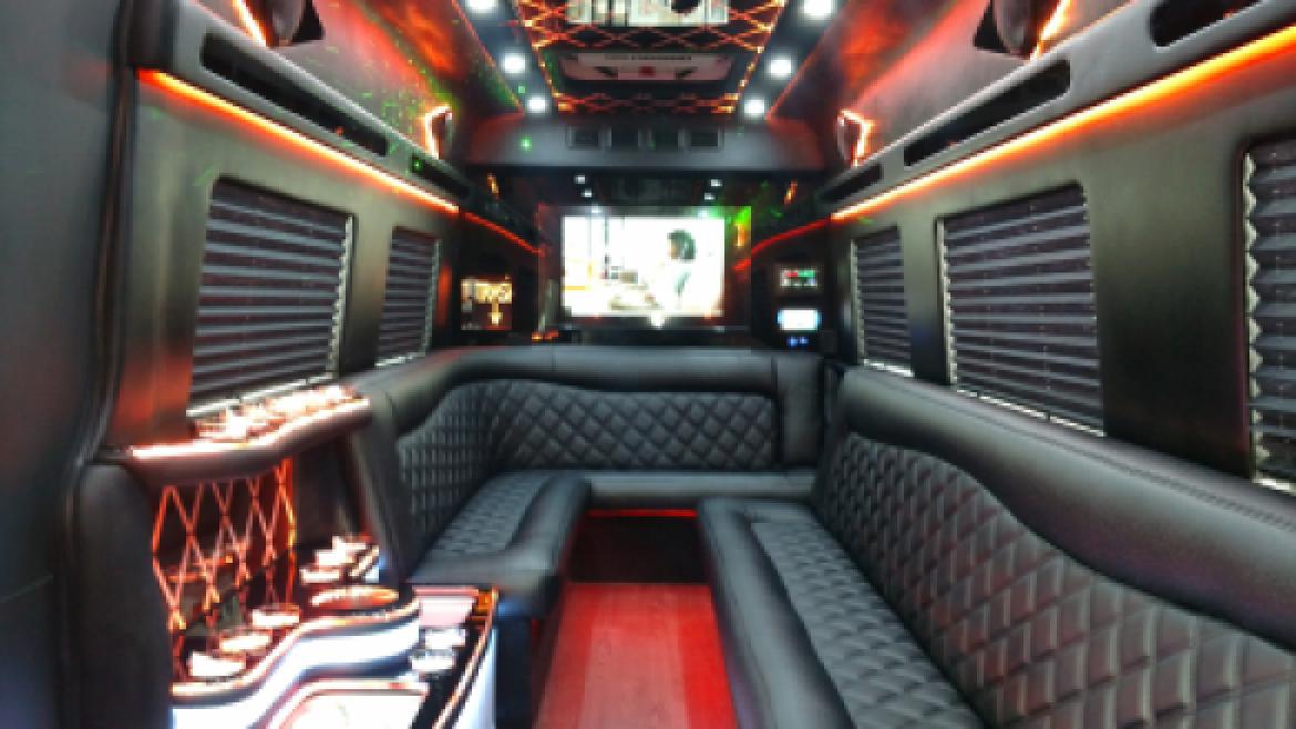 Sprinter for Sale in North East, PA - Photo 4