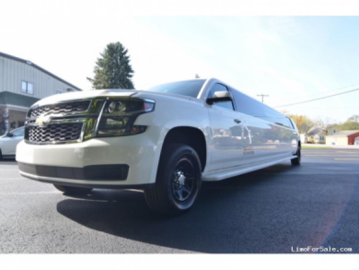 SUV Stretch for Sale in North East, PA - Photo 47