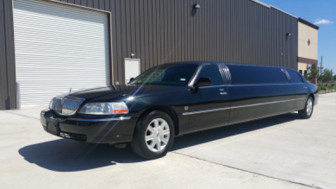 Limousine for Sale in Houston, TX - Photo 3