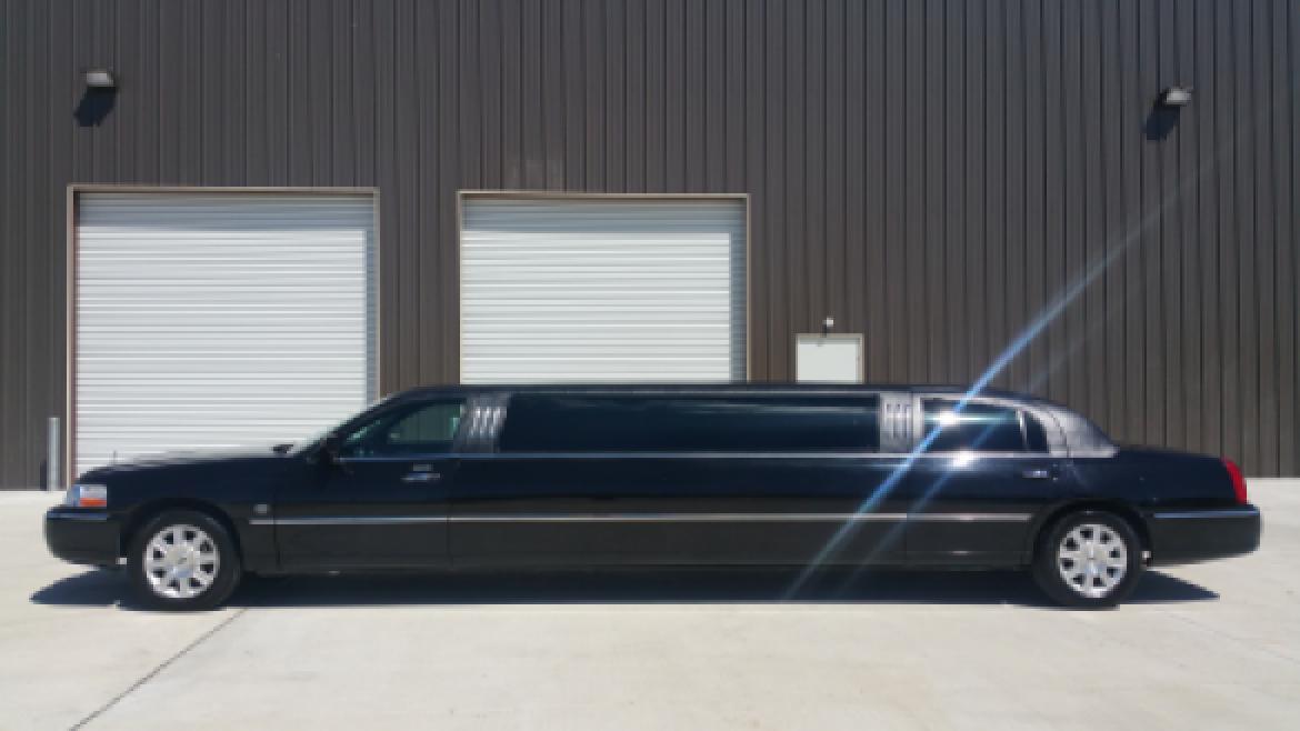 Limousine for Sale in Houston, TX - Photo 5